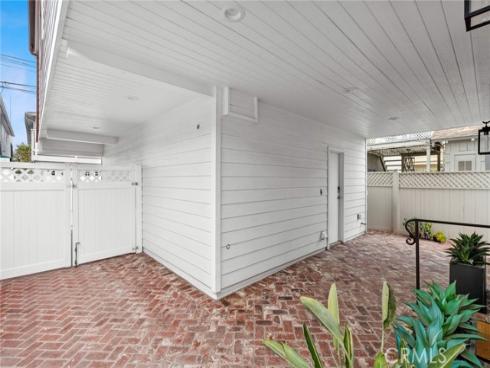 117  Marine   Avenue, Newport Beach, CA