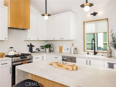 122 E Bay   Avenue, Newport Beach, CA