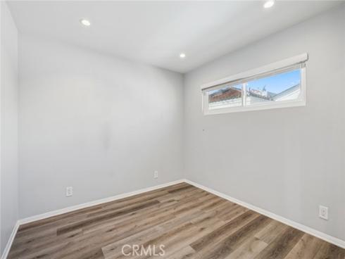 315  Sapphire  , Newport Beach, CA