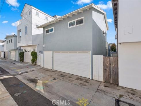 315  Sapphire  , Newport Beach, CA