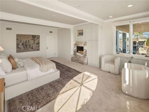 1038 Santiago Drive, Newport Beach, CA