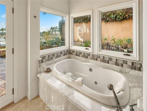 1038 Santiago Drive, Newport Beach, CA