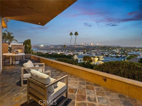 1038 Santiago Drive, Newport Beach, CA