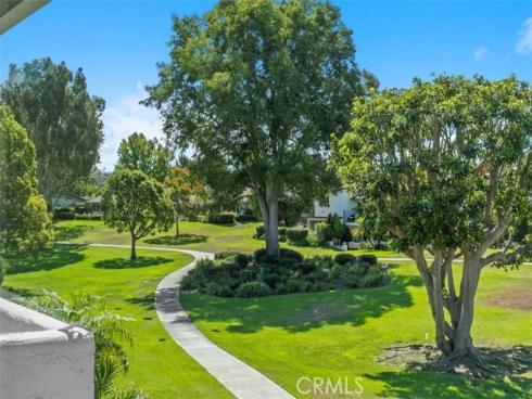 525  Vista Flora  , Newport Beach, CA