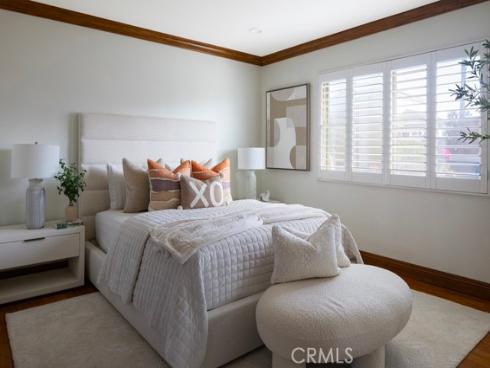 401  Holmwood  , Newport Beach, CA