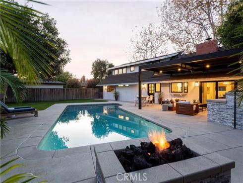 1136  Highland  , Newport Beach, CA