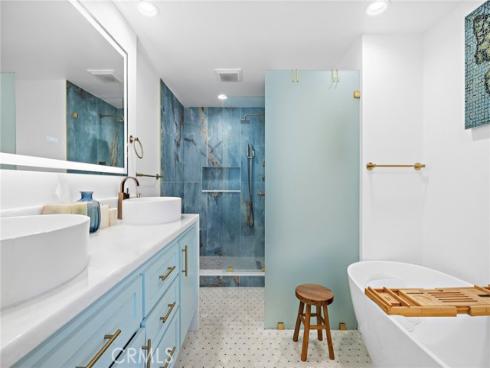 12 Encore Court, Newport Beach, CA