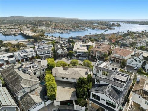 101 Kings Place, Newport Beach, CA