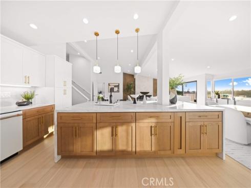 2427 Vista Nobleza , Newport Beach, CA