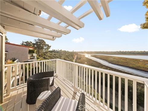 2427 Vista Nobleza , Newport Beach, CA