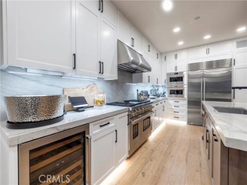 704  Via Lido Nord  , Newport Beach, CA