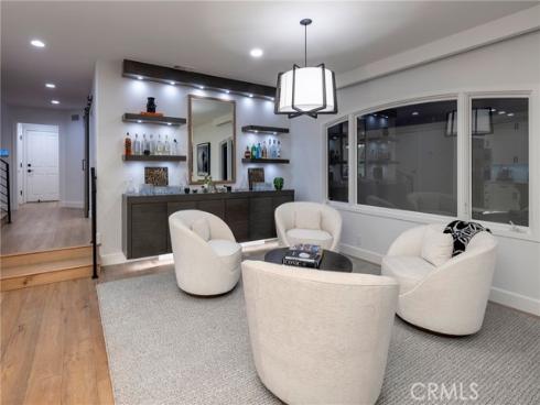 704  Via Lido Nord  , Newport Beach, CA