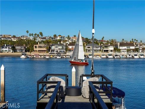 704  Via Lido Nord  , Newport Beach, CA