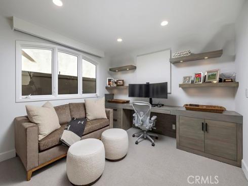 704  Via Lido Nord  , Newport Beach, CA