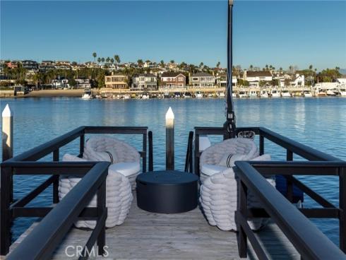 704  Via Lido Nord  , Newport Beach, CA