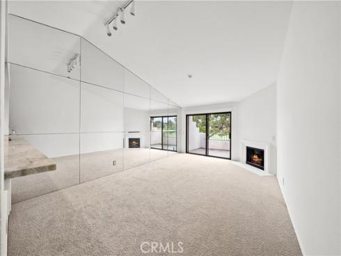 232 Villa Point Drive, Newport Beach, CA