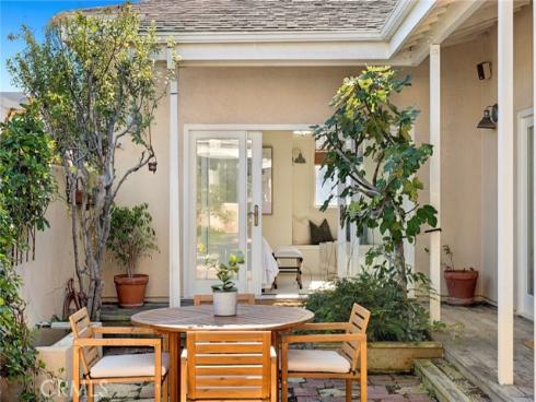 1300 W Balboa Boulevard, Newport Beach, CA