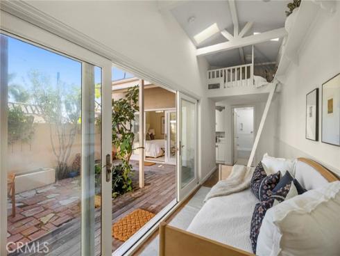 1300 W Balboa Boulevard, Newport Beach, CA