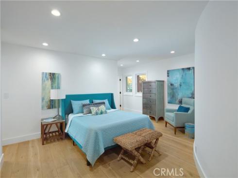 2572  Bayshore  , Newport Beach, CA