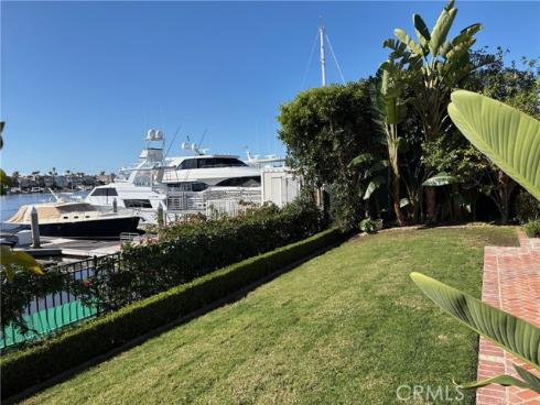 2572  Bayshore  , Newport Beach, CA