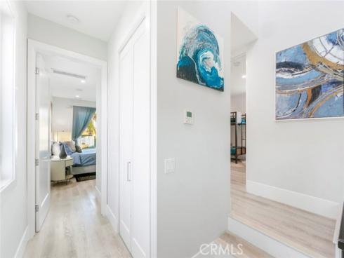 417 E Bay , Newport Beach, CA