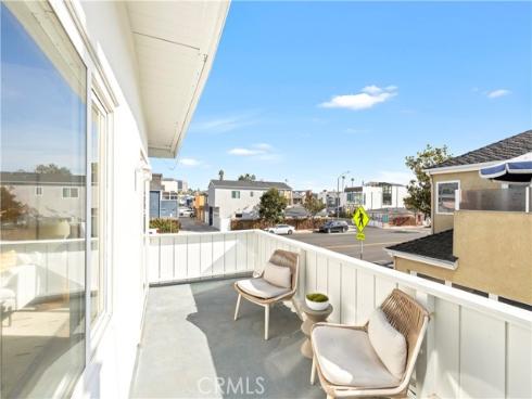 130  43rd  , Newport Beach, CA