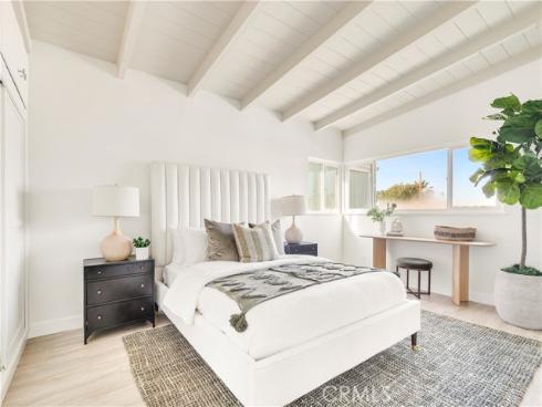 130  43rd  , Newport Beach, CA