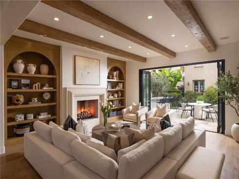 208  Via Palermo  , Newport Beach, CA