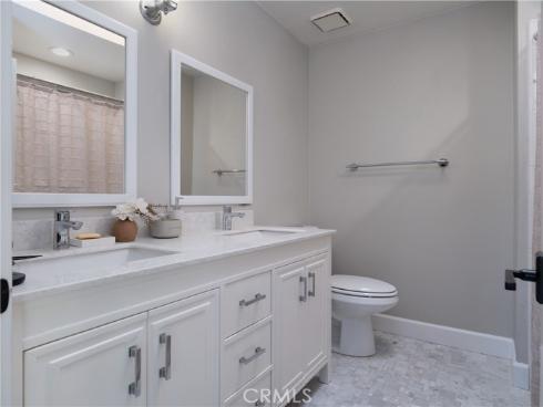 2056  Port Weybridge  , Newport Beach, CA