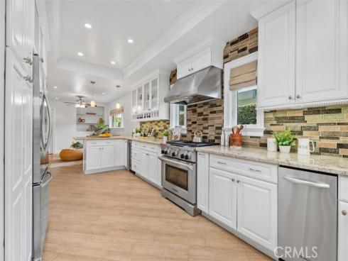 1015  Nottingham   Road, Newport Beach, CA