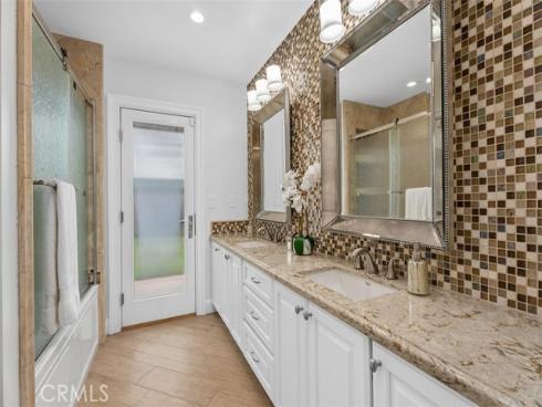 1015  Nottingham   Road, Newport Beach, CA