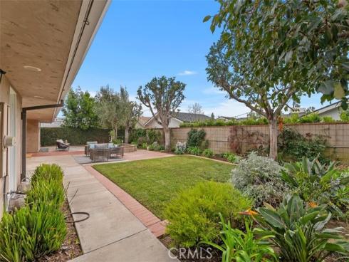 1015  Nottingham   Road, Newport Beach, CA