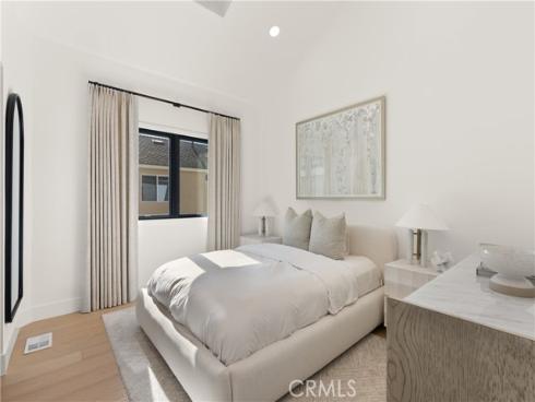 521  Westminster  , Newport Beach, CA