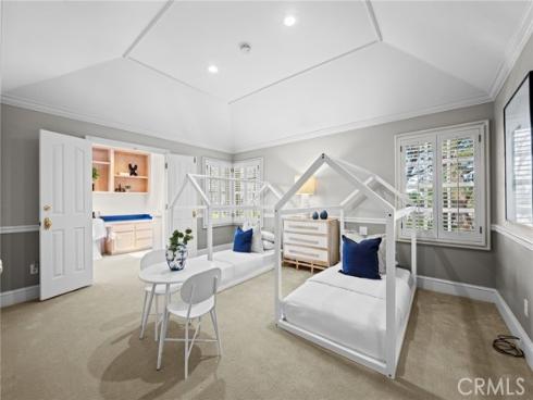 4  Huntington   Court, Newport Beach, CA