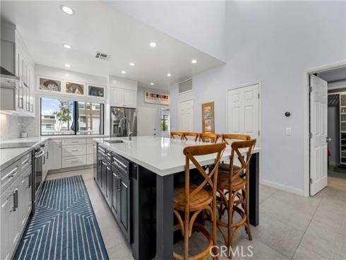 10  Serena   Court, Newport Beach, CA