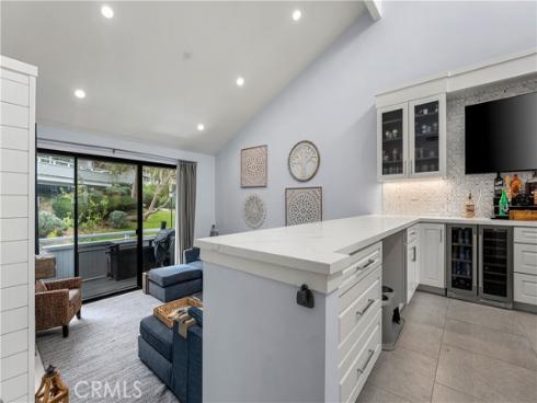 10  Serena   Court, Newport Beach, CA