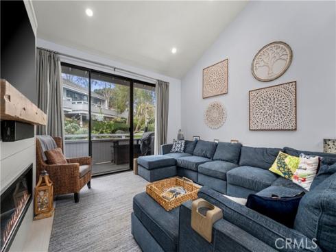 10  Serena   Court, Newport Beach, CA