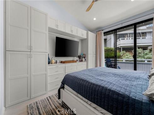 10  Serena   Court, Newport Beach, CA