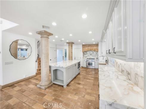 57  Shearwater  , Newport Beach, CA