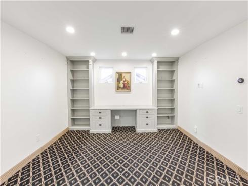 57  Shearwater  , Newport Beach, CA