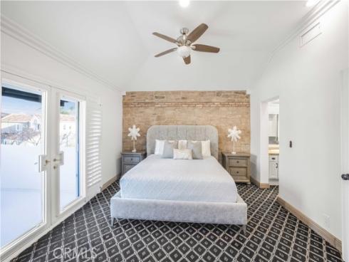 57  Shearwater  , Newport Beach, CA