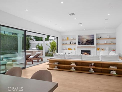 1423  Mariners   Drive, Newport Beach, CA