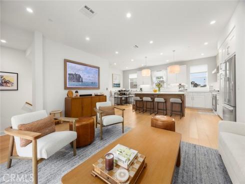 1173  Winslow  , Newport Beach, CA