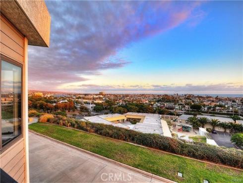 210 Lille 208 Lane, Newport Beach, CA