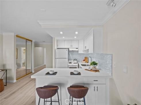 101 Scholz PH19 Plaza, Newport Beach, CA