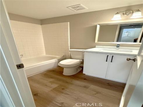 10  Summerwalk  29  Court, Newport Beach, CA