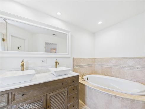 1615  Port Charles  , Newport Beach, CA