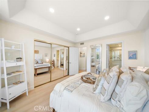 15  Sea Cove  , Newport Beach, CA