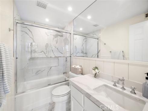 15  Sea Cove  , Newport Beach, CA