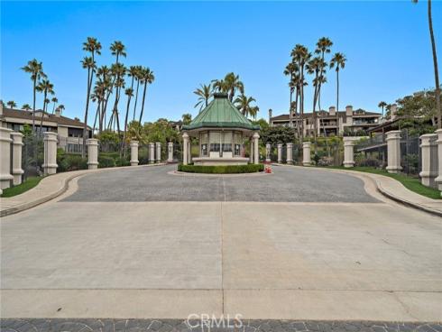 15  Sea Cove  , Newport Beach, CA